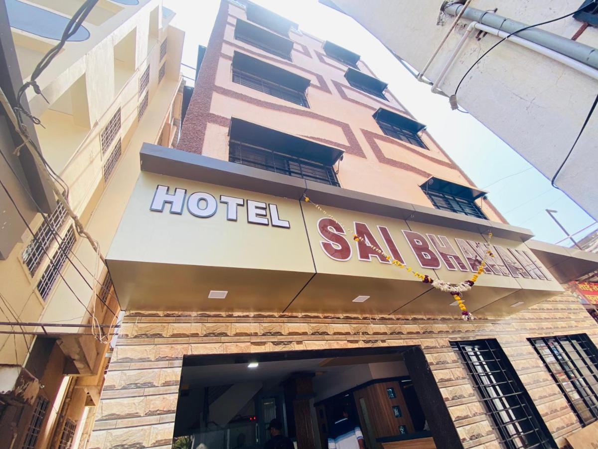 Hotel Sai Bhawani Ширди Екстериор снимка